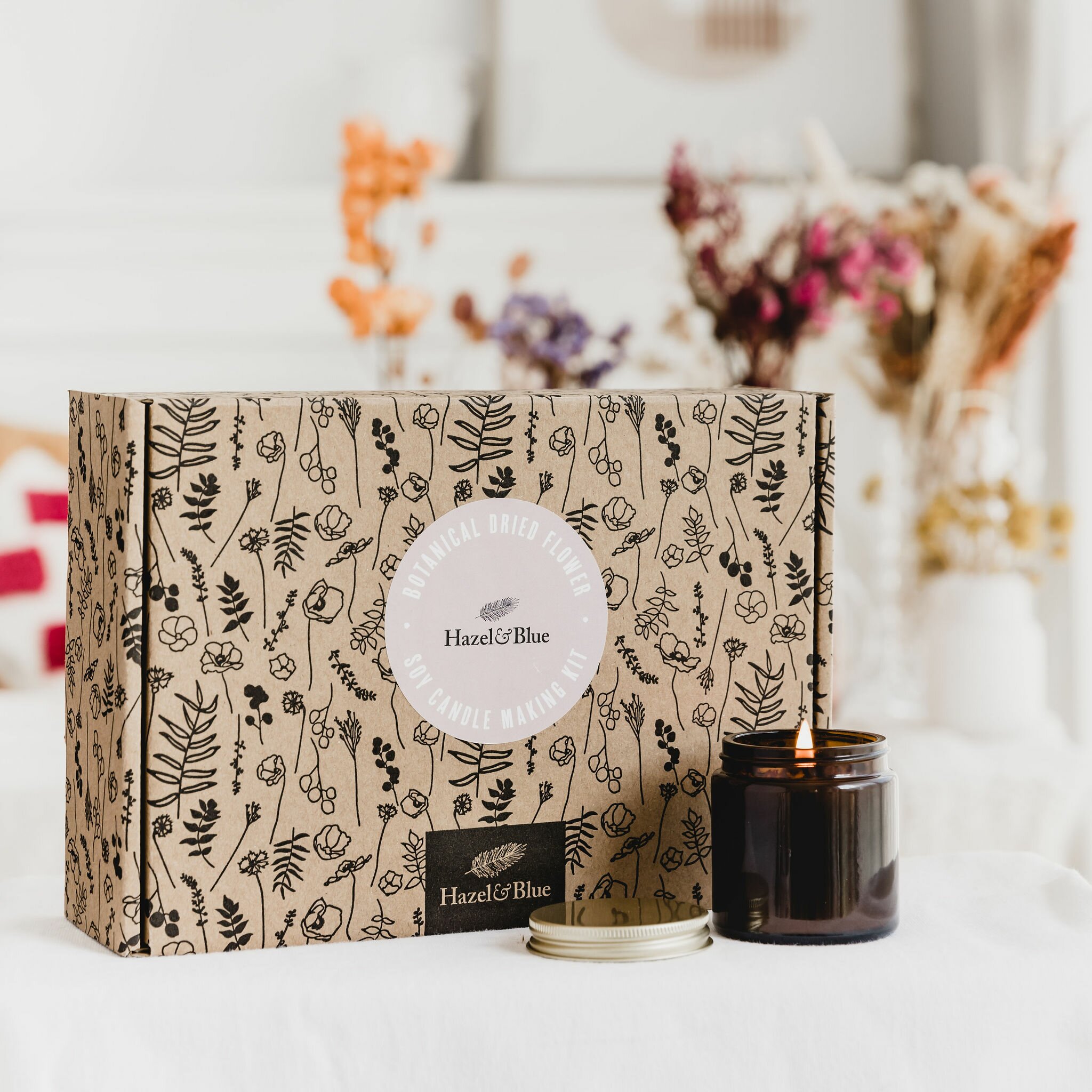 2208HAZELBLUE-6104 Botanical Flower Candle Making Kit